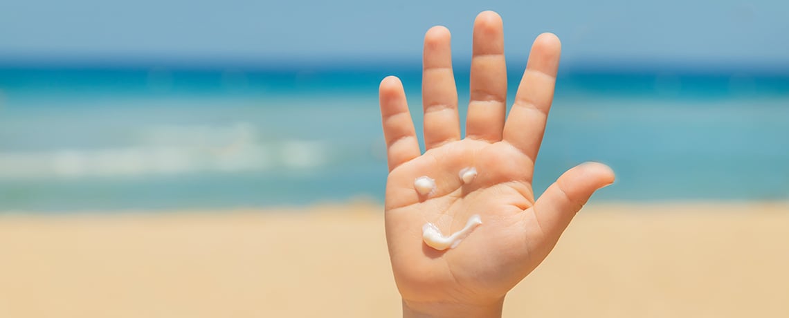 creme-solaire-bebe-sun-store-pharmacy