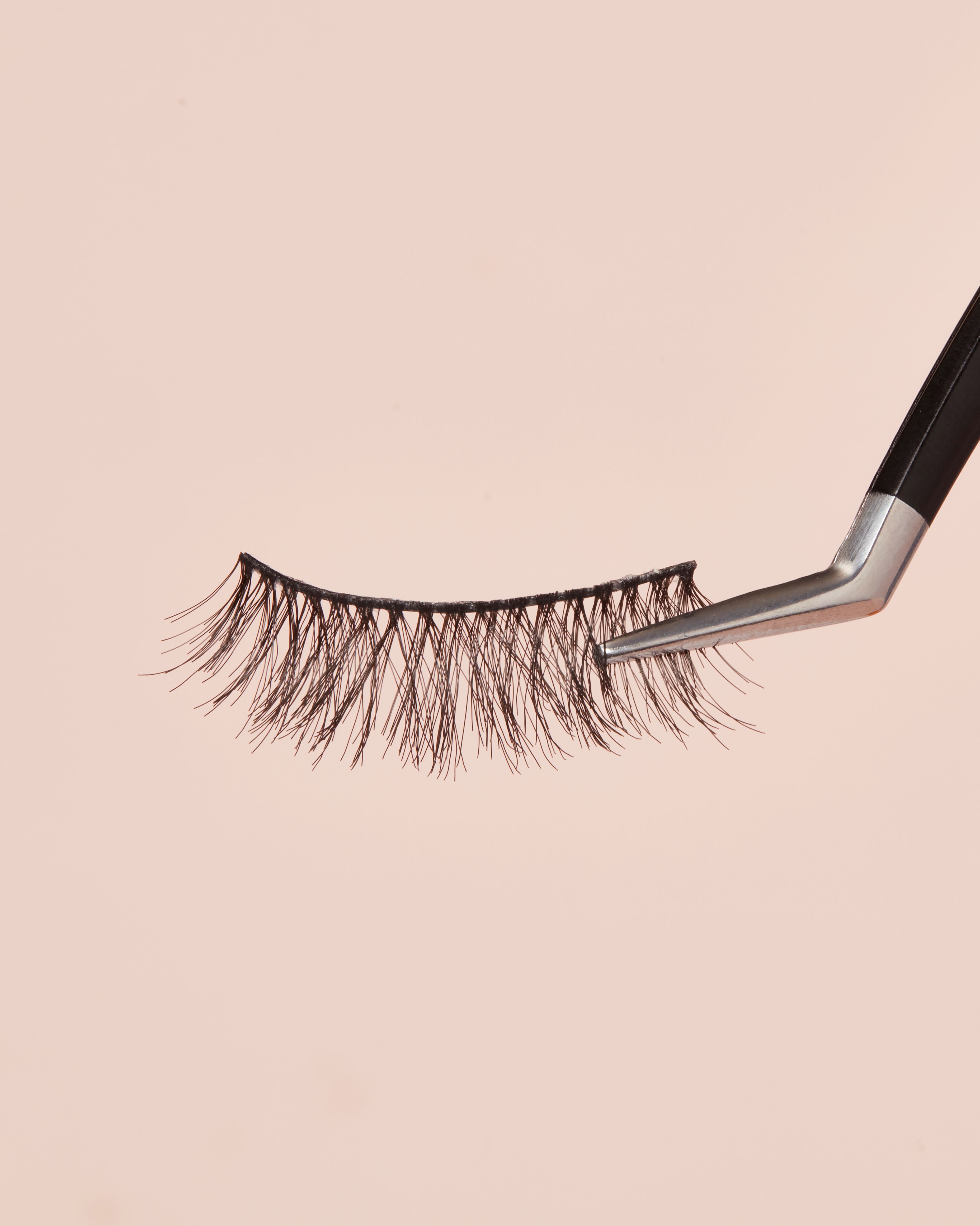 ARDELL Naked Shapewear Lash, Bild 2 von 3