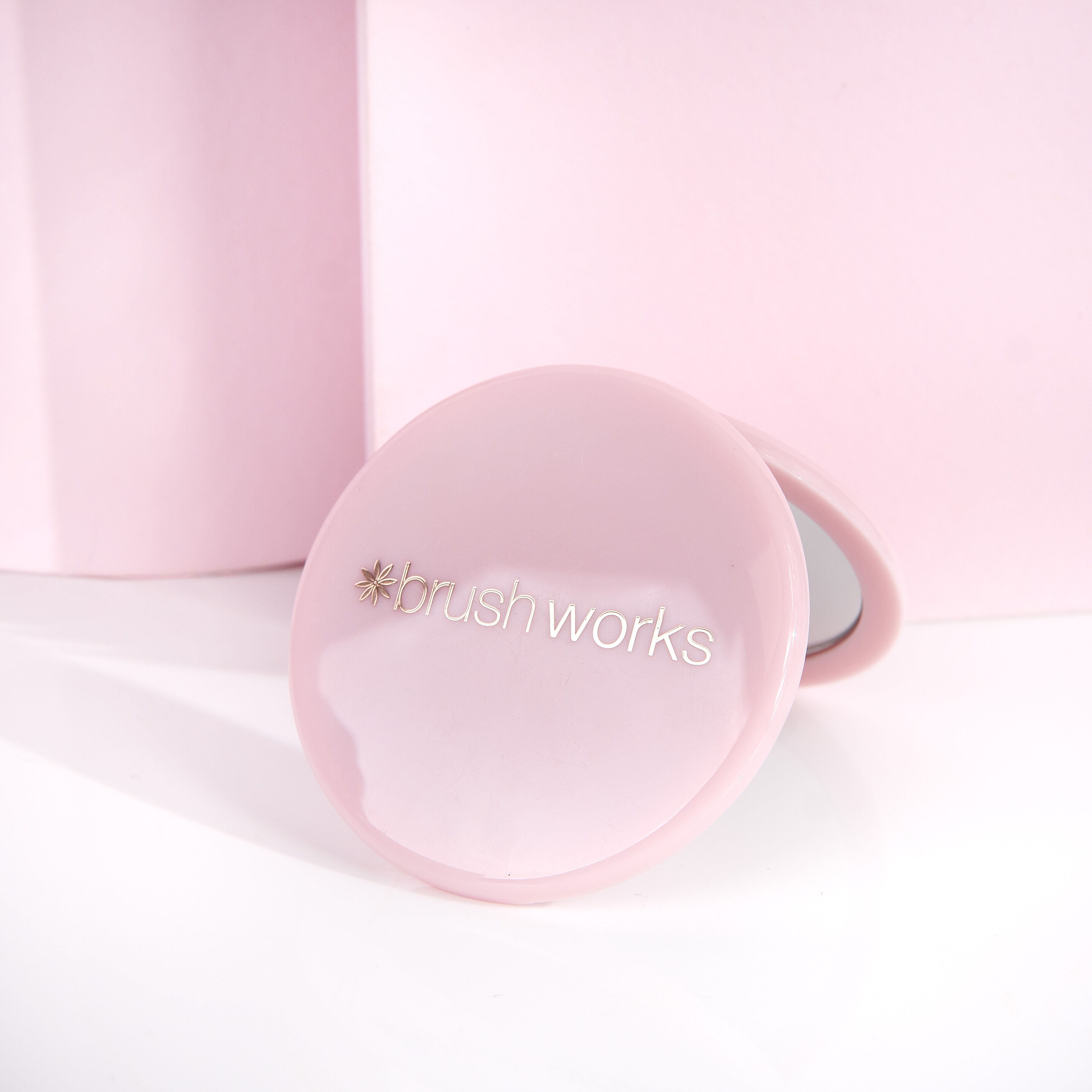 BRUSHWORKS Compact Mirror, Bild 4 von 5