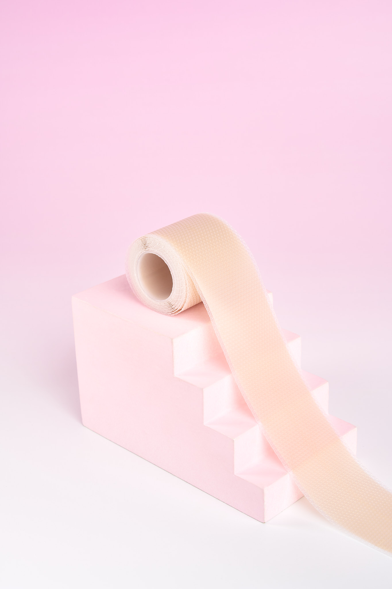 BRUSHWORKS Silicone Face Tape, Bild 5 von 5