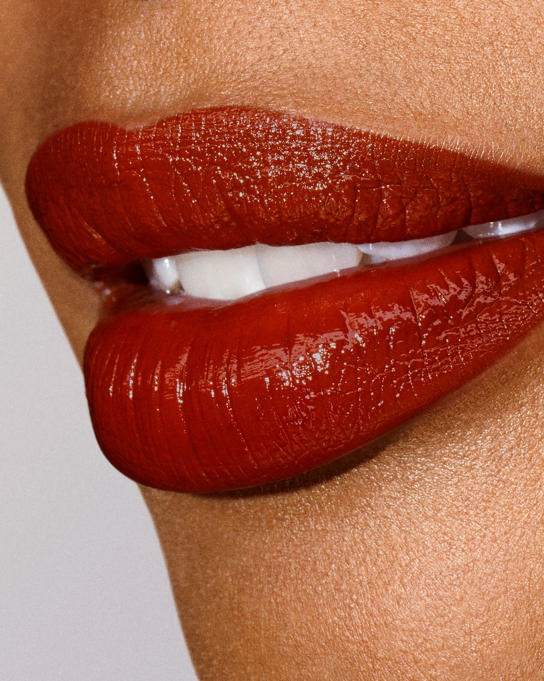 Estee Lauder Pure Color Explicit Slick Shine Lipstick, Bild 2 von 3