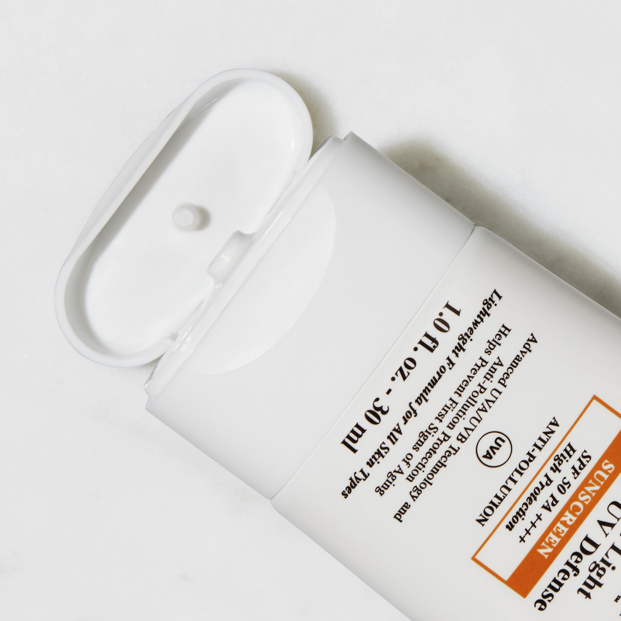 KIEHL'S Ultra Light Daily UV Defense, Bild 4 von 5